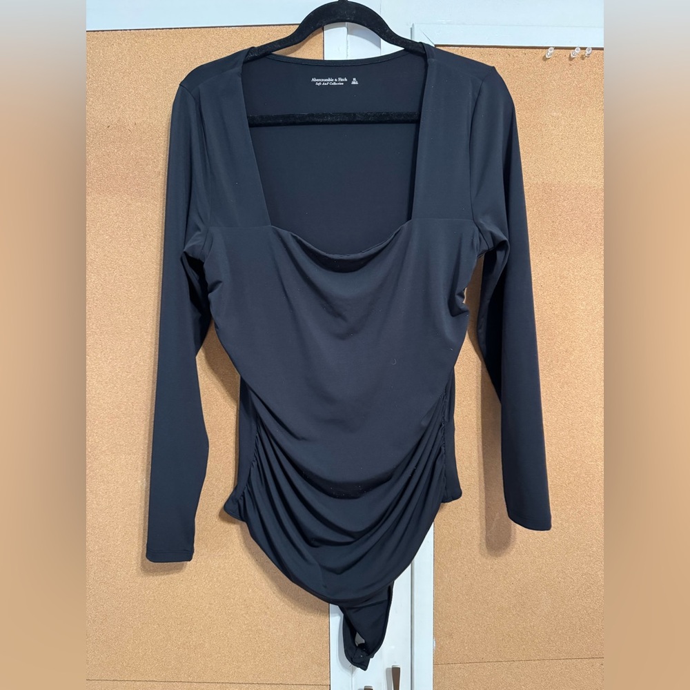 Abercrombie & Fitch Square Neck Rouched Bodysuit